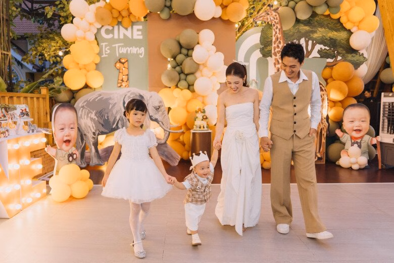 Với Quang Tuấn, vợ và hai con chính là tài sản quý giá nhất và là động lực để anh cố gắng mỗi ngày.