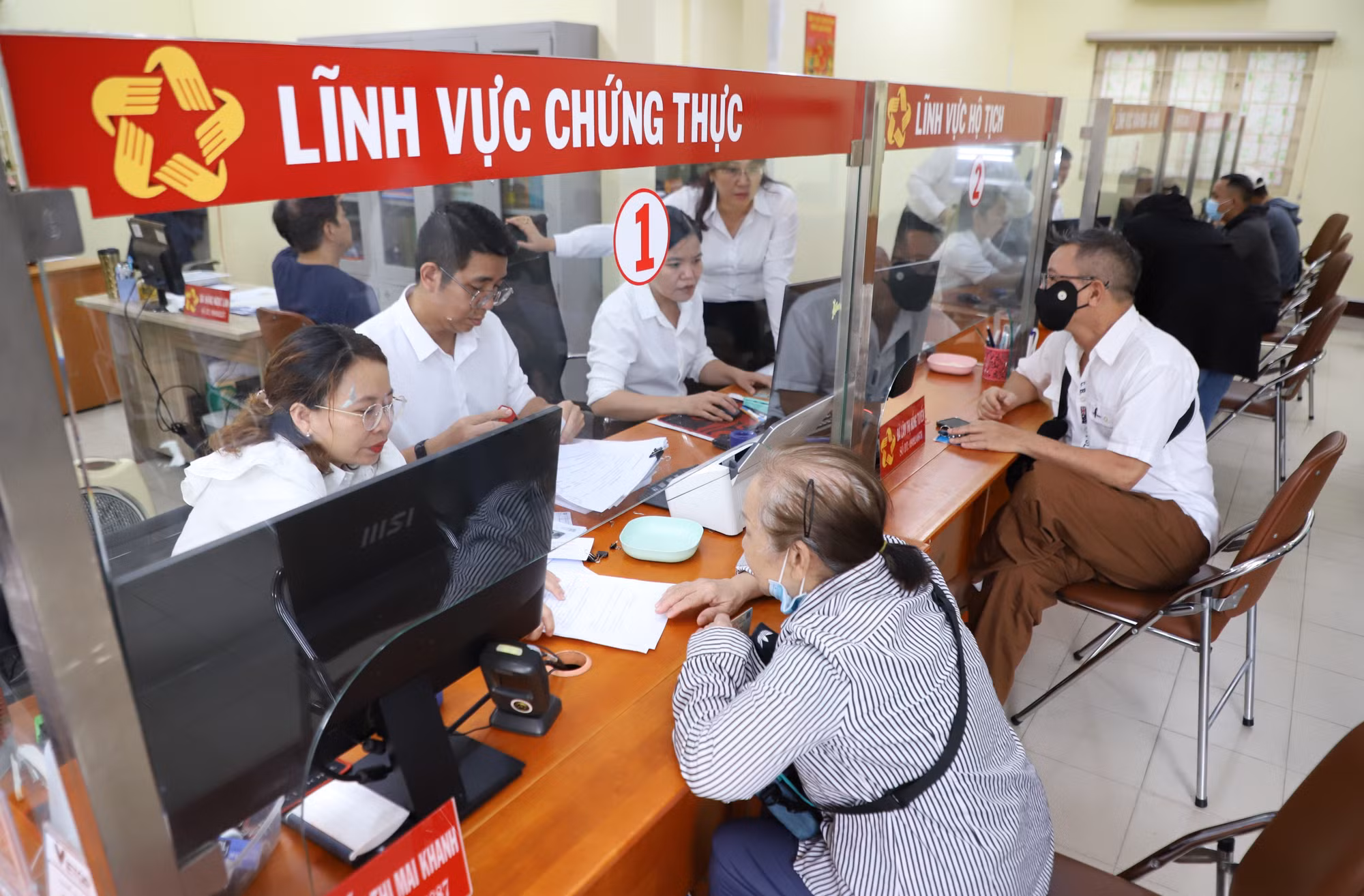 Mô hình chính quyền 2 cấp tại phường Cầu Kiệu giúp cán bộ sát dân hơn, đáp ứng yêu cầu chuyển đổi số.