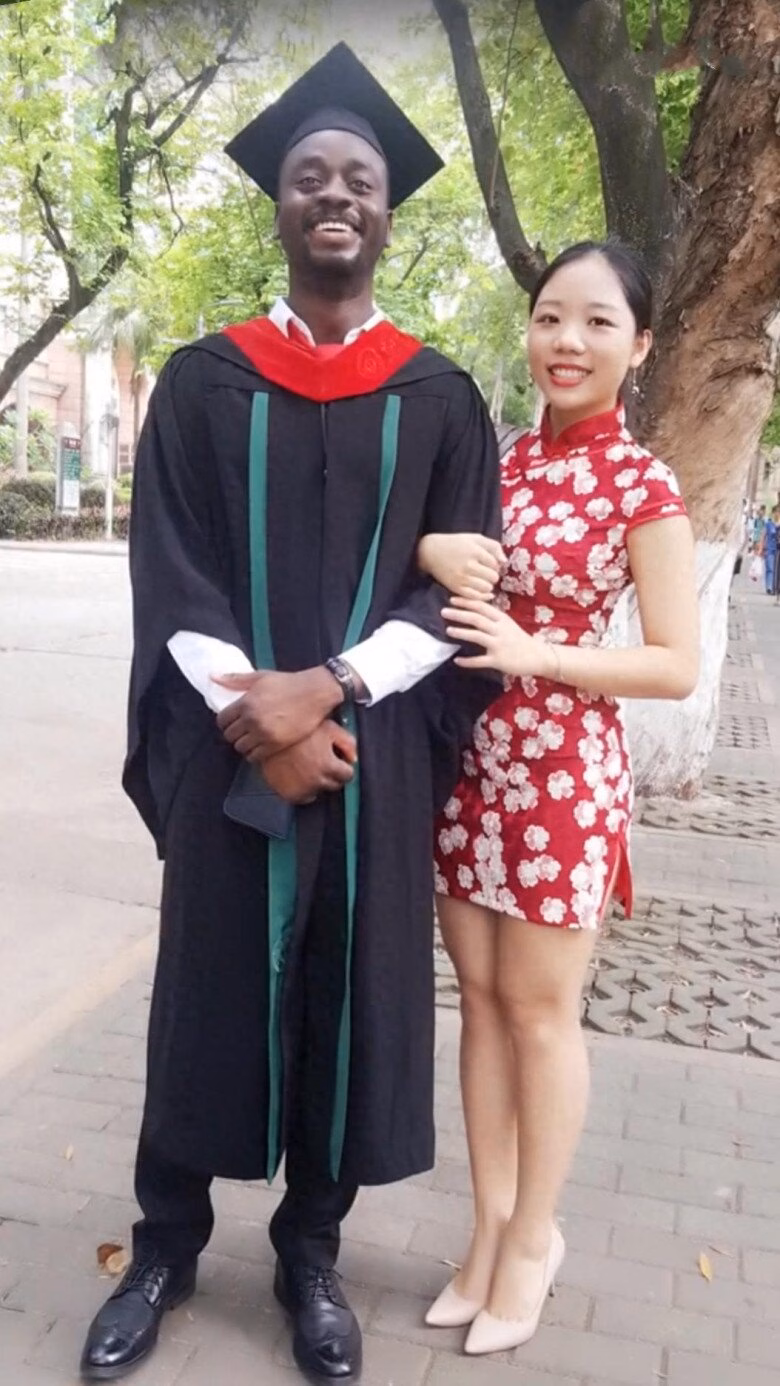 Tình yêu chân thành là vũ khí mạnh nhất để phá bỏ mọi định kiến.