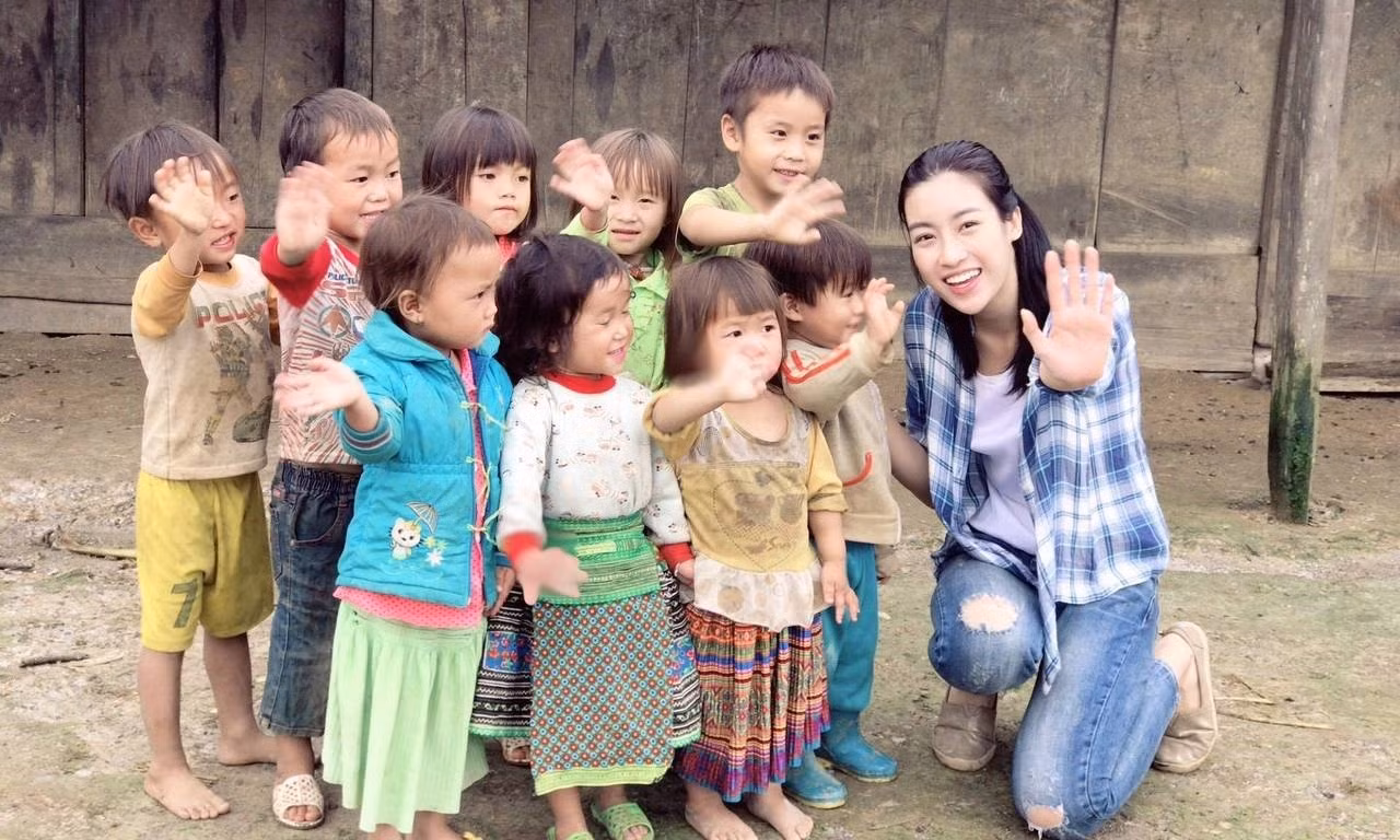 Hoa hậu Việt Nam trong các hoạt động thiện nguyện vì cộng đồng